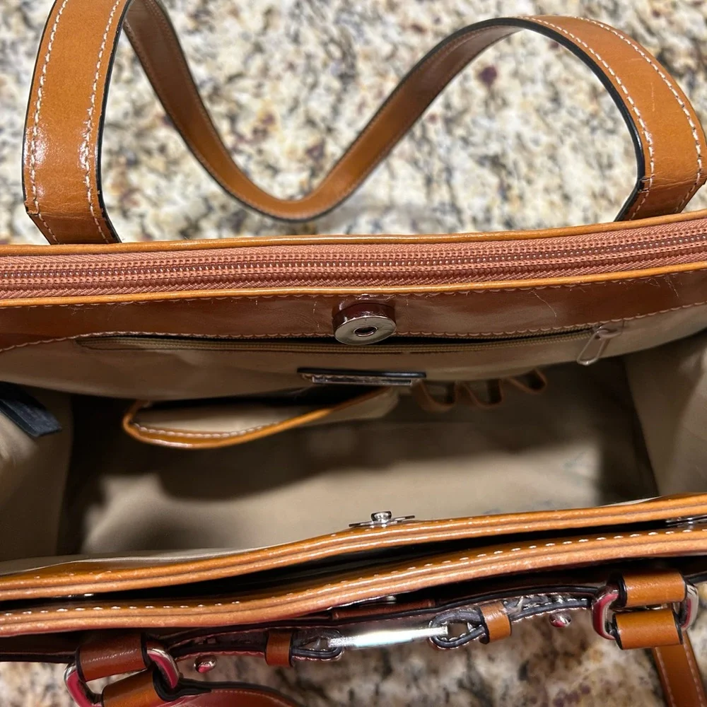 Vintage Unisex bag Elegant Tan Leather Men's Bag by Giani Bernini Preowned